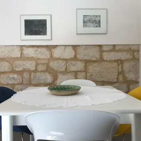 Casa Tancredi *