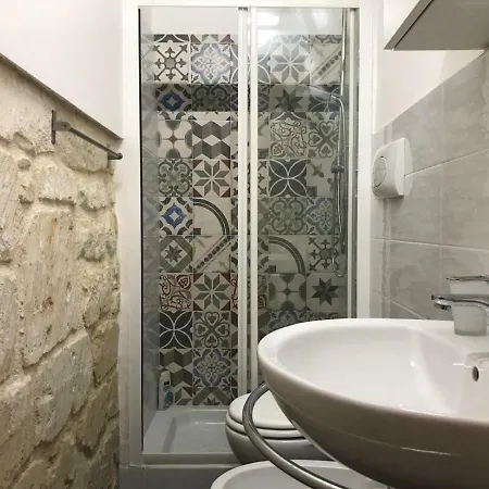 Casa Tancredi Шикли
